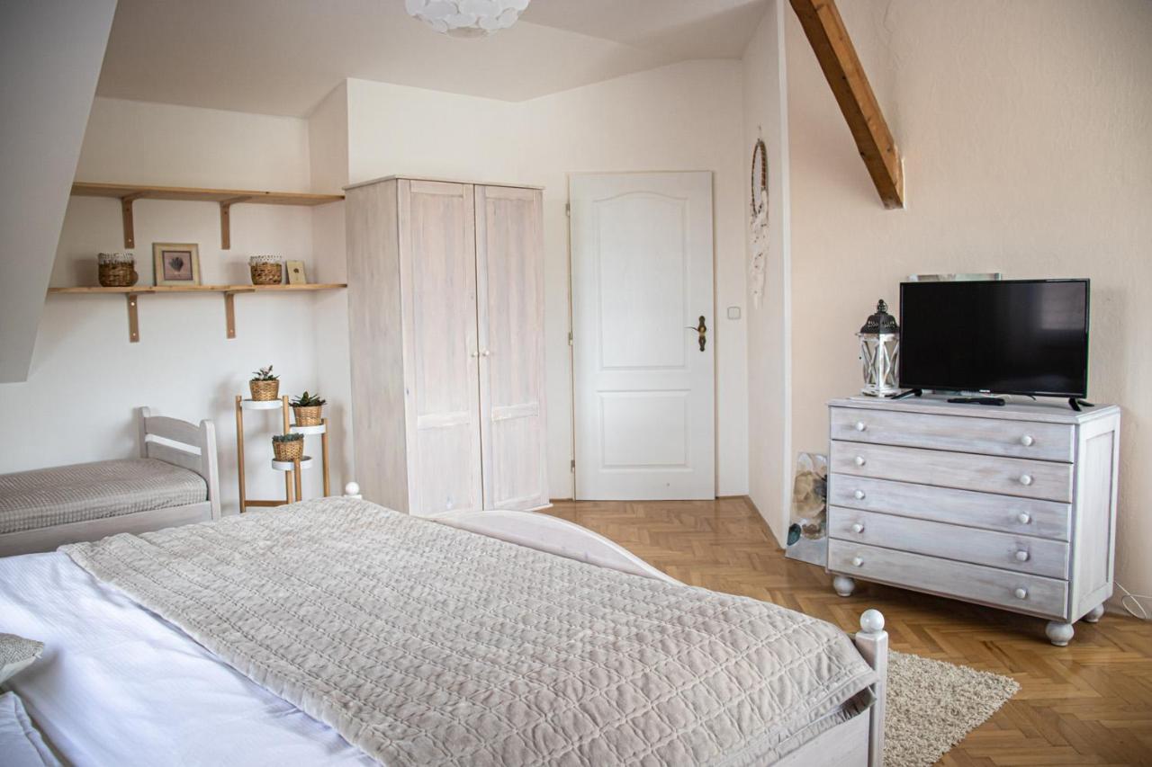 Apartmany U Petry Luhačovice エクステリア 写真